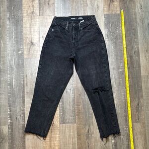 Old Navy Black Distressed Women's Jeans
